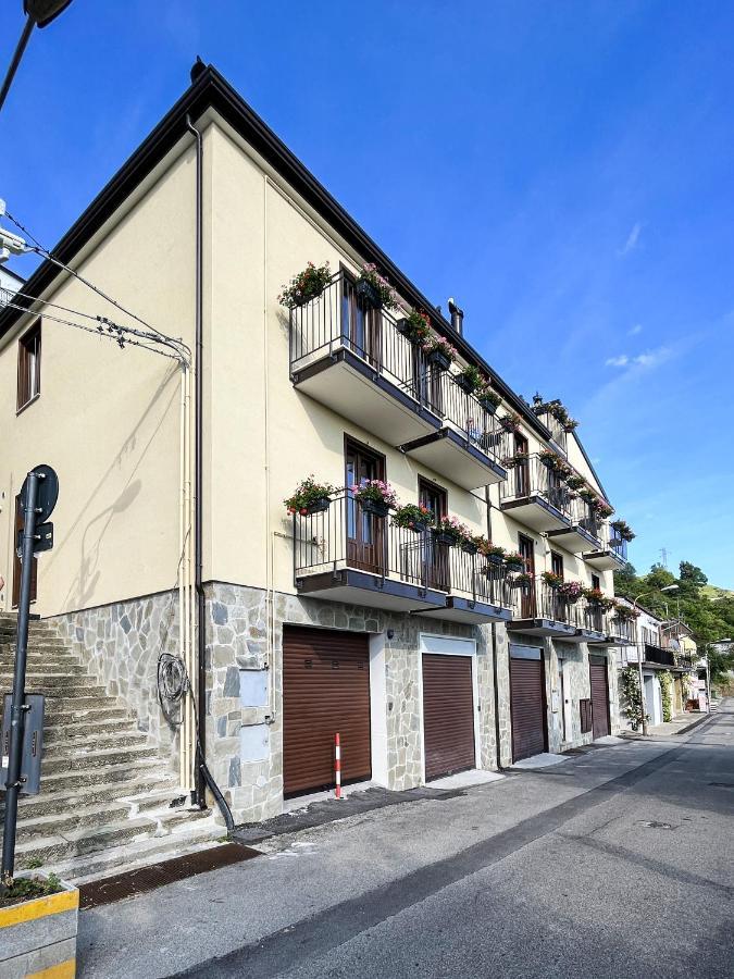 Santangelo21 Apartamento Pietrapertosa Exterior foto